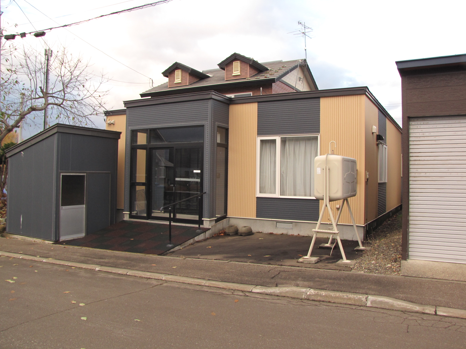 detached 東町3丁目